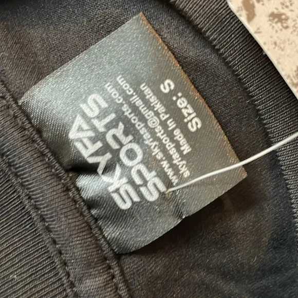 280. Funky monkey tee - Picture 4 of 4